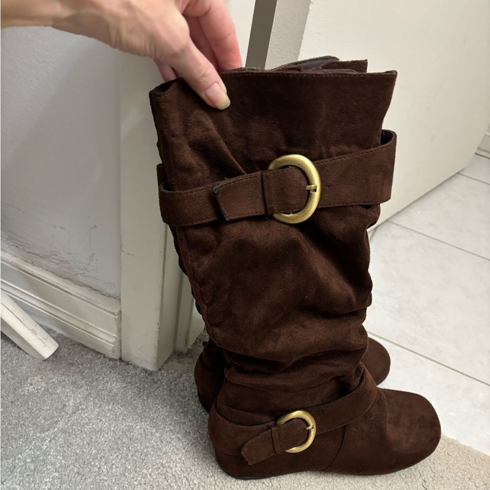Journee Collection faux suede brown jester boots w/oversized gold/brass buckles - Picture 2 of 11
